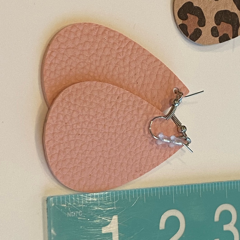 Three pairs of leather teardrop earrings π§ - Picture 3 of 5